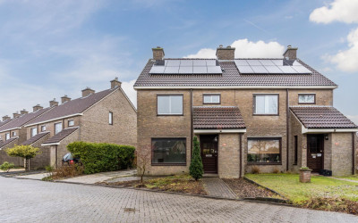 Voorhuis 35