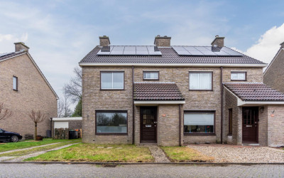 Voorhuis 76