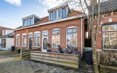 Middenstraat 42